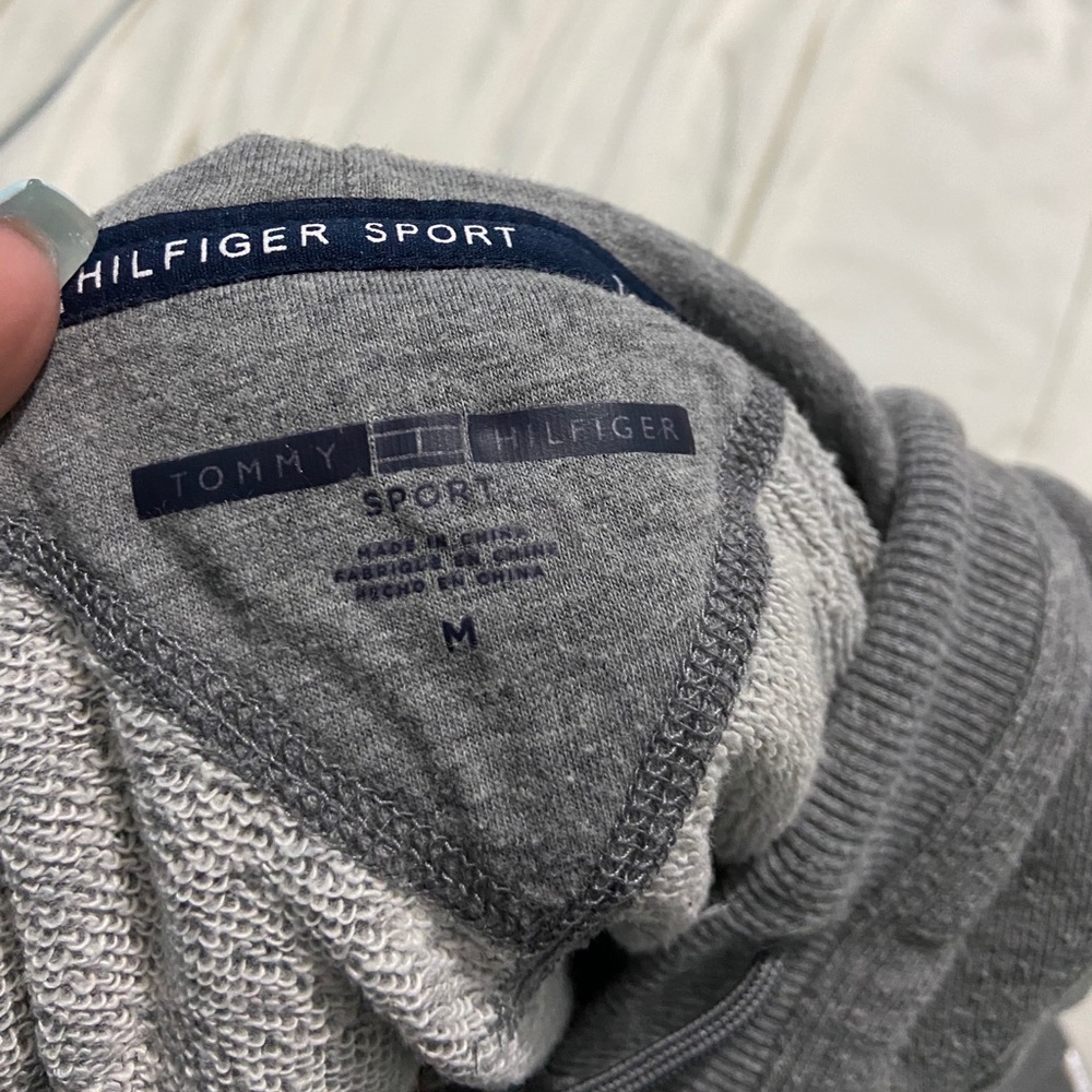 Tommy Hilfiger sweatshirt